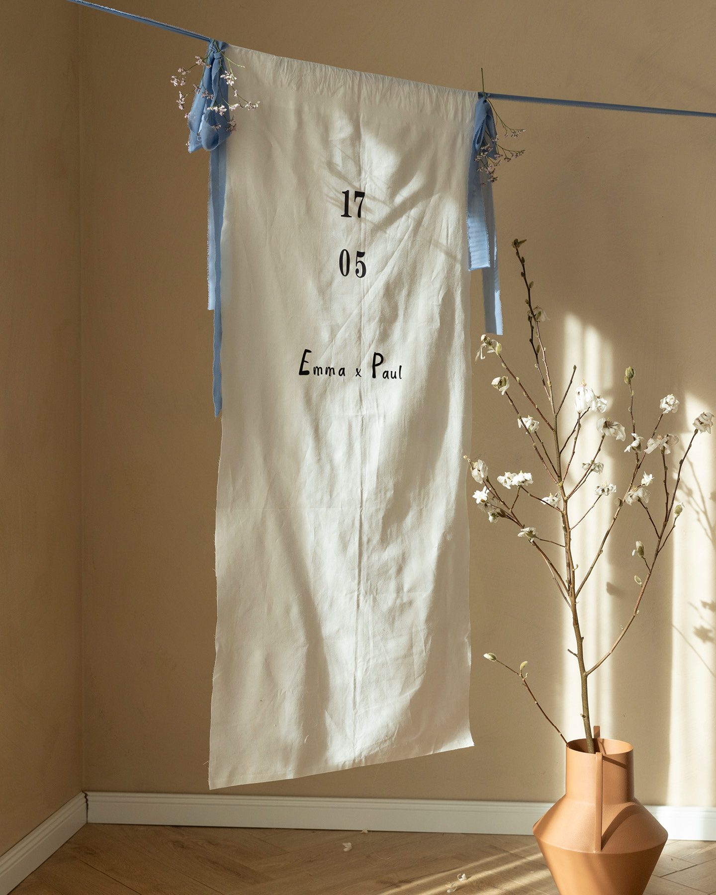 DIY-Willkommensbanner zur Hochzeit